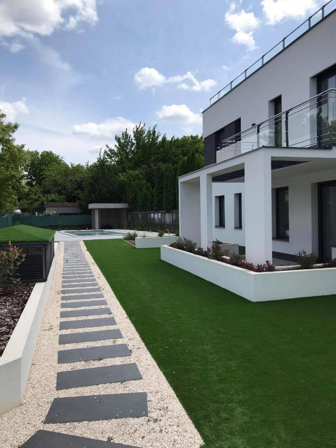 Oasis Residence Hajduszoboszlo Luaran gambar