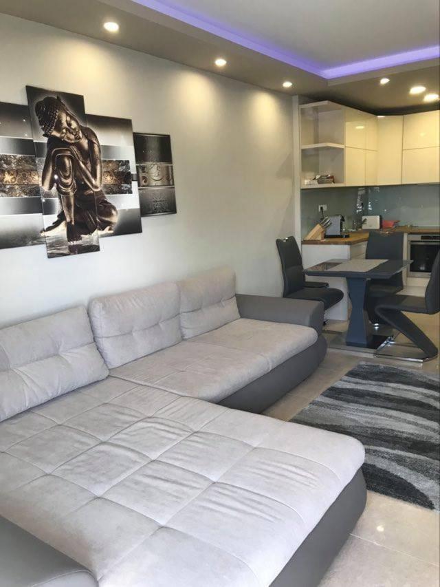 Oasis Residence Hajduszoboszlo Luaran gambar